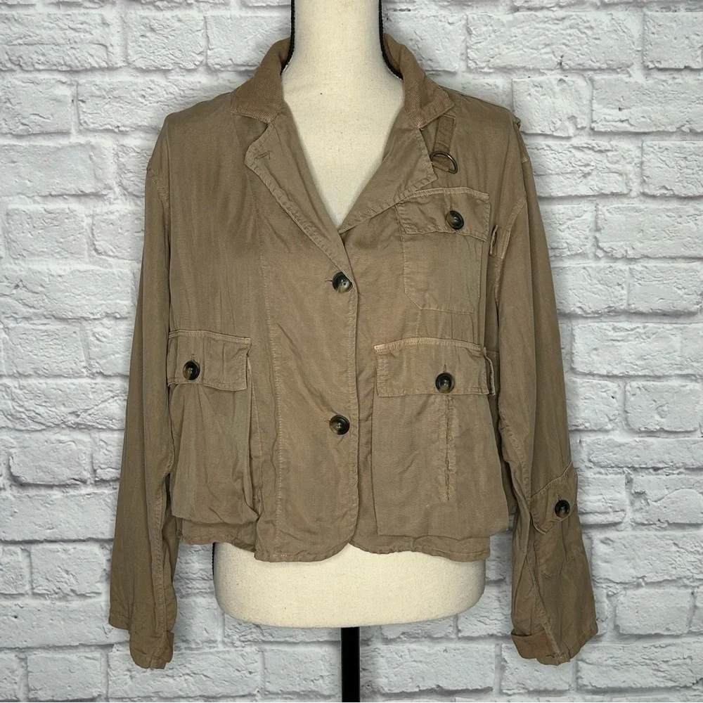Velvet Torch Multi Pocket Utility Jacket in Khaki - Picture 5 of 14